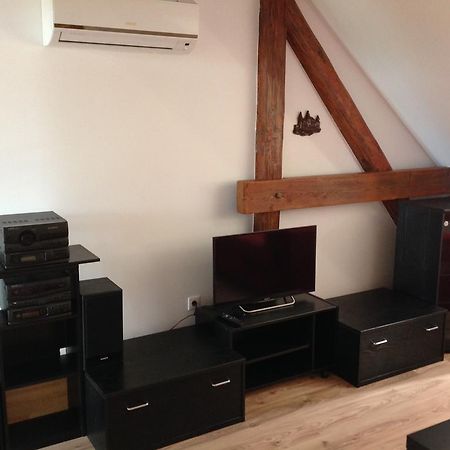 King Apartman Sárvár 外观 照片