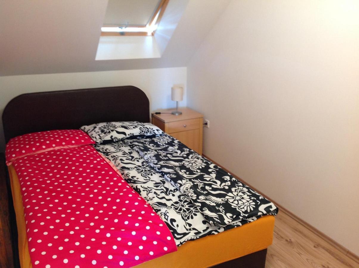 King Apartman Sárvár 外观 照片