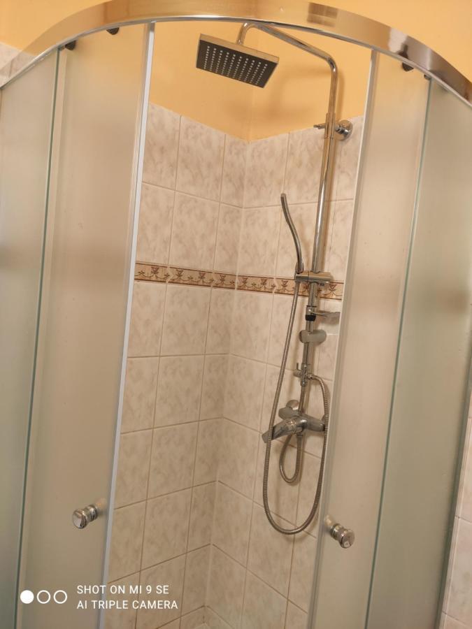 King Apartman Sárvár 外观 照片