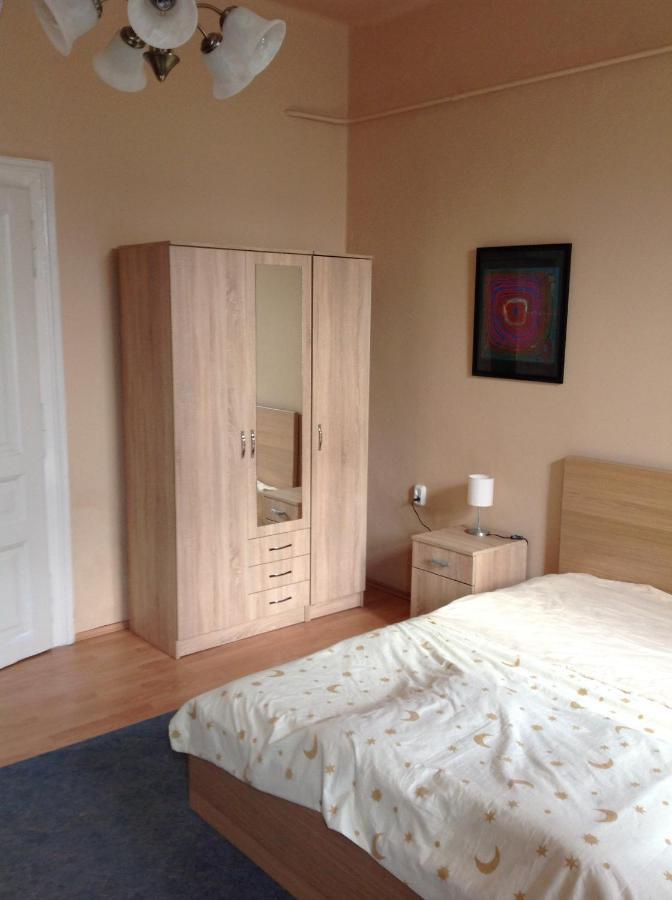 King Apartman Sárvár 外观 照片