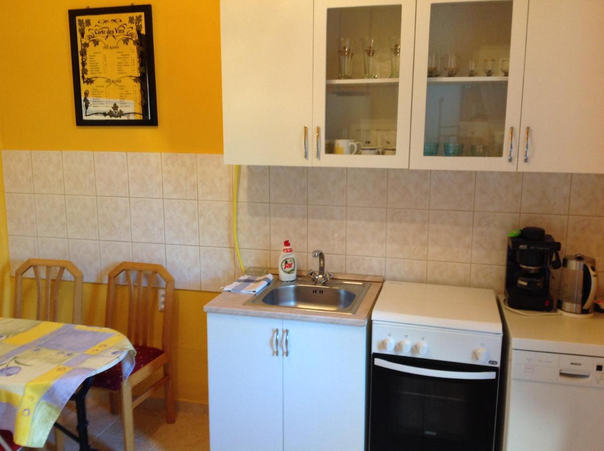 King Apartman Sárvár 外观 照片